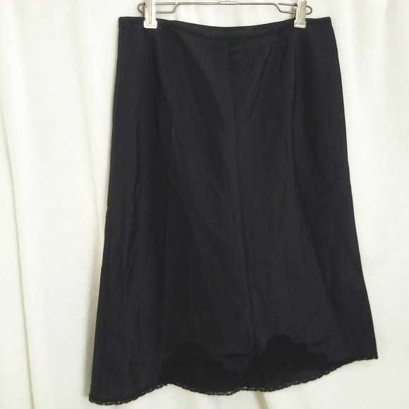 Vintage 50s-60s Aline Half Slip Comfort Waist Lingerie -S Nylon/Rayon Lace Black - Picture 2 of 9